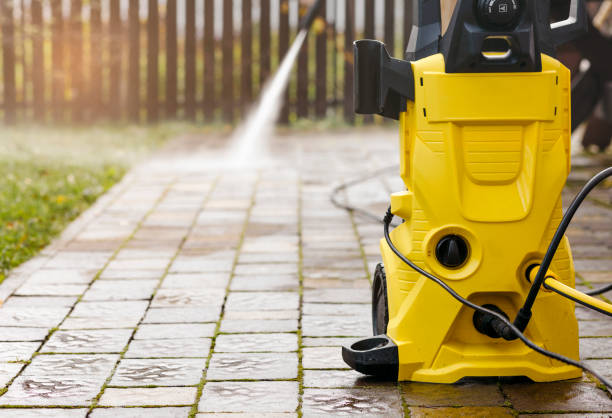 Best Animal Enclosure Cleaning  in Irving, TX
